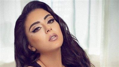 نهى عابدين: الشهرة لها ضريبة والناس فاكرة الفنان عايش في مياه البطيخ