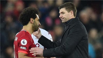 جيرارد لـ محمد صلاح: أتمنى العودة ولعب مباراتي الأولى مع ليفربول