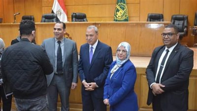 القوى العاملة: تسليم عقود عمل لـ50 من ذوي الهمم في القليوبية