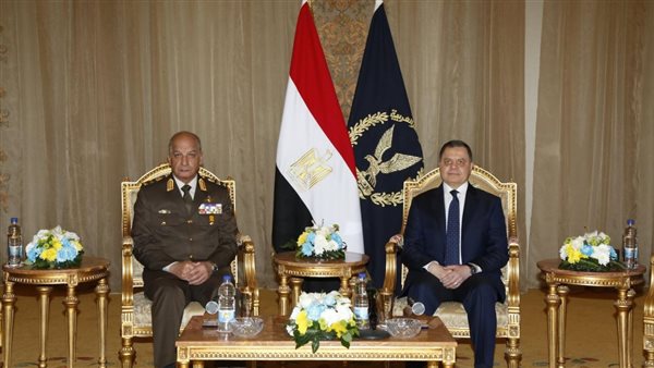 وزير الداخلية - وزير