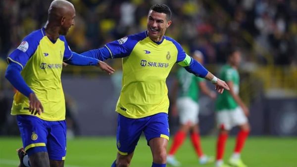 لاعبو نادي النصر