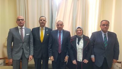 الأعلى للجامعات يعقد المقابلات مع المتقدمين لرئاسة جامعتي عين شمس ومطروح