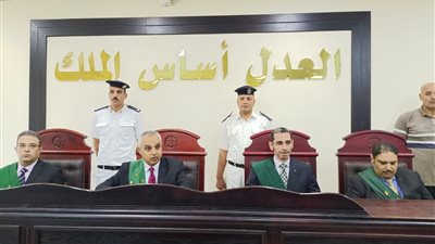 المؤبد لـ إرهابي بتهمة حيازة قنابل لمحاولة تفجير برج محمول في البحيرة