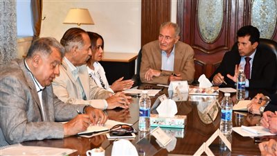 اتحاد اليد يكشف آخر تطورات ملف التعاقد مع مدرب للمنتخب الأول