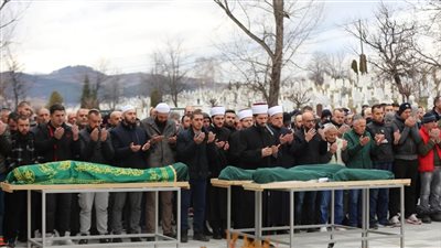 شقيق مصري بصربيا بعد احتراق منزله: صمم ينقذ أولاده بنفسه.. وحالته الصحية حرجة حتى الآن | خاص