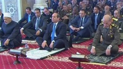 الرئيس السيسي يؤدي صلاة الجمعة بمسجد المشير طنطاوي | بث مباشر