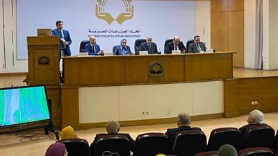 غرفة الصناعات النسيجية تنظم ندوة عن ربط البحث العلمي بالصناعة والمساهمة في تطوير القطاع