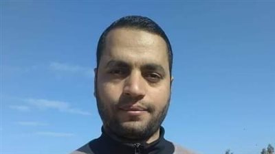 جنازة مهيبة لمدرس بقرية بالمنوفية.. زوجته: كان صائما ومات وقت صلاة المغرب