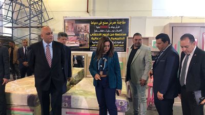 239.4 مليون جنيه تمويلات للقطاع.. افتتاح معرض أثاث دمياط في مدينة نصر