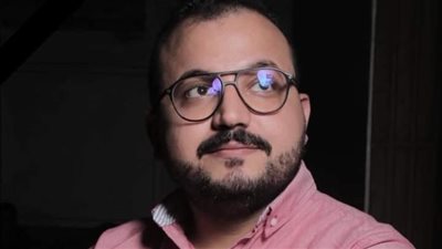 مصرع طبيب أسنان في انقلاب سيارة ملاكي داخل مصرف بالغربية 