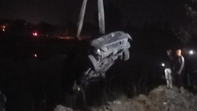 إصابة شخصين في سقوط سيارة بترعة الإسماعيلية 