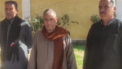 زملاء مدرس المنوفية يكشفون اللحظات الأخيرة قبل وفاته: مات صائما.. وجنازته كانت مهيبة | بث مباشر