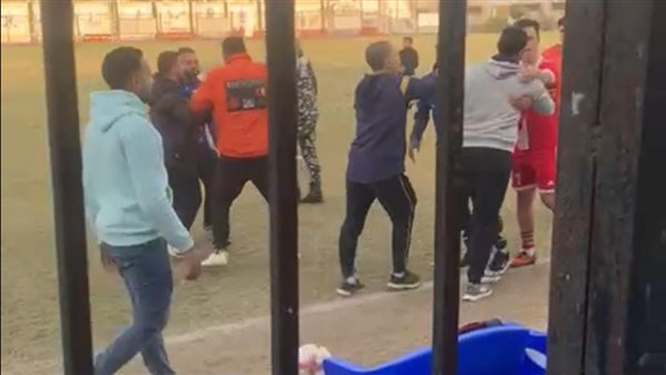 اعتداء جماهير على