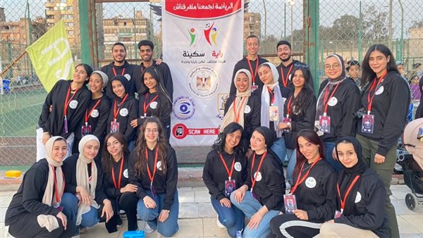 طلاب كلية الإعلام