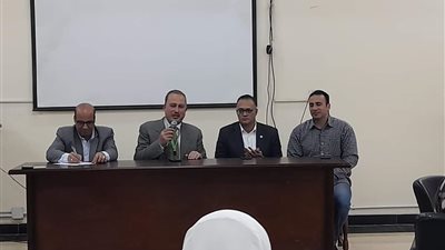 تربية عين شمس تنظم دورة تدريبية للطلاب عن التغيرات المناخية بالتعاون مع وزارة البيئة