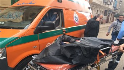 شخص يطعن زوج شقيقته في الشارع بسبب خلافات بينهما بالإسكندرية | بث مباشر