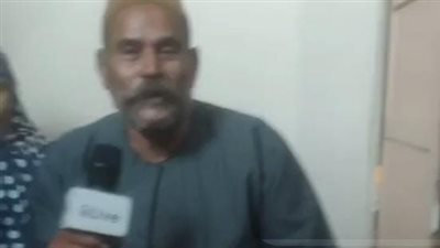 والد شاب عاد بعد 17 عاما بالمنوفية: بعت اللي حيلتي وصرفت على الدجالين ومحدش دلني على مكانه | بث مباشر