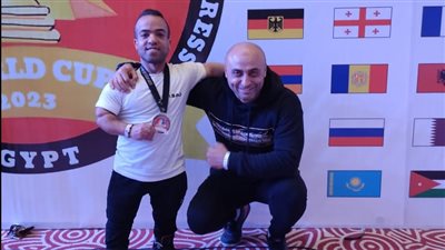 بطل العالم في القوة البدنية من قصار القامة ببورسعيد: هزمت الأسوياء بالإرادة | صور وفيديو