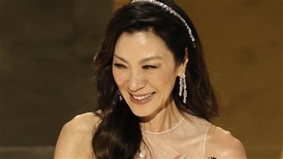 ميشيل يوه.. أول سيدة آسيوية تفوز بجائزة أفضل ممثلة في حفل توزيع الأوسكار