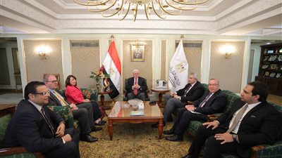 عاشور: مصر شهدت طفرة كبيرة في مجالي التعليم العالي والبحث العلمي