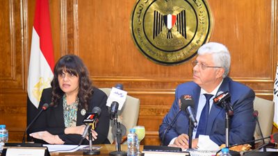 تأكيدا لـ القاهرة 24.. الهجرة والتعليم تبحثان عقد امتحانات تحديد المستوى للعائدين من أوكرانيا للمرة الرابعة