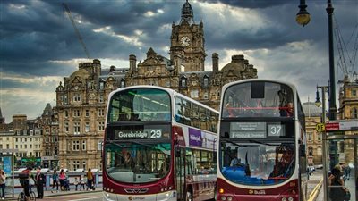 اسكتلندا تتجه لخفض أيام العمل لـ 4 بعد ثبات فعاليته في زيادة الإنتاجية لدى الموظفين