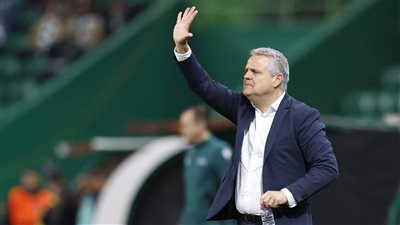 مدرب إمام عاشور.. ميتلاند الدنماركي يعلن إقالة ألبرت كابيلاس