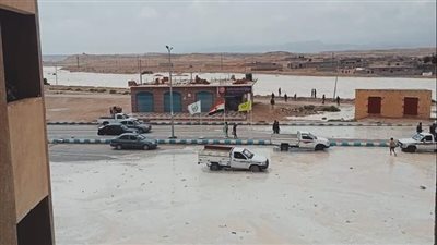 سيول محدودة وإغلاق طريق الحسنة نخل في سيناء