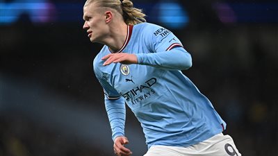 هالاند يحصل على جائزة لاعب شهر مارس في مانشستر سيتي