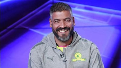 صن داونز يحيل خالد علي المنسق الإعلامي للتحقيق بعد تصريحاته عن الأهلي والهلال