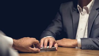 6 ديسمبر.. أولى جلسات محاكمة مسؤول كبير بوزارة المالية و8 آخرين في قضية رشوة