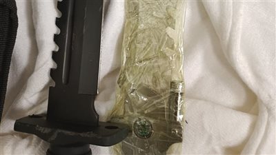 725 طلقة.. ضبط 3 ركاب بمطار القاهرة حاولوا تهريب مستحضرات تجميل وطلقات رش وأسلحة