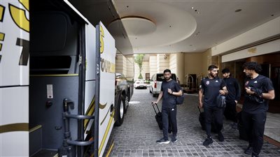 بعثة الأهلي تغادر إلى الكاميرون استعدادًا لمواجهة القطن