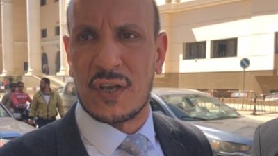 محامي الدفاع عن الأشقاء الـ 3 المتهمين بإنهاء حياة جارهم: المشاجرة نشبت دون وجود سبق الإصرار والترصد| بث مباشر