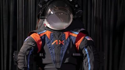 بعد نصف قرن على البيضاء.. ناسا تكشف عن بدلة فضاء جديدة لارتدائها على سطح القمر