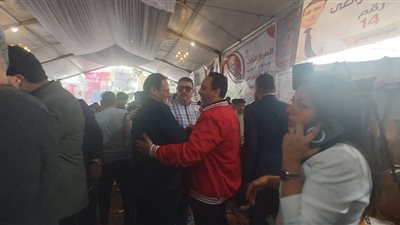 وصول عبد المحسن سلامة ومحمد يحيى للتسجيل في عمومية الصحفيين