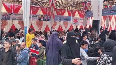 مجموعة أبناء سيناء تشارك بمبادرة كتف في كتف بتوزيع 70 ألف كرتونة