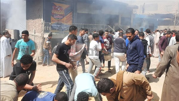 حريق مخزن خردة بالصف