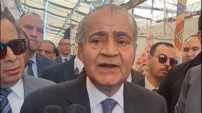 وزير التموين: فراخ برازيلي في طريقها لمصر هذا الأسبوع.. واللحمة السوداني بـ 165 جنيهًا
