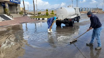 رفع حالة الطوارئ بكفر الشيخ لرفع مياه الأمطار من الشوارع | صور