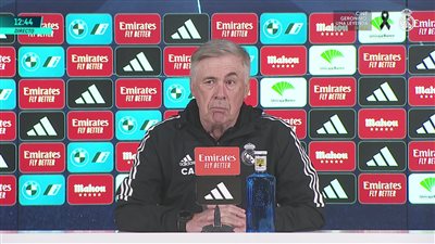 أنشيلوتي: بنزيما جاهز لـ الكلاسيكو.. ولن نعامل برشلونة مثل القطة