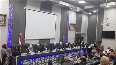 رئيس جامعة الأزهر: ندرس العودة إلى الكتب الورقية العام المقبل 