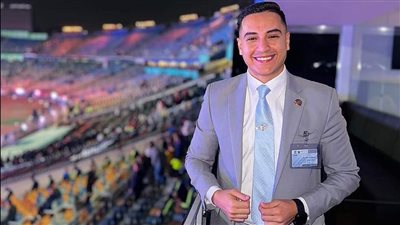 من قلب المحن تولد المنح.. بيشوى عماد مترجم الإشارة باحتفالية كتف في كتف: بدايتي كانت من البيت