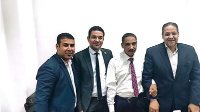 جمارك مطار الأقصر تضبط محاولة تهريب كمية من النقد المصري والأجنبي