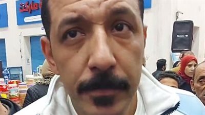 الفرخة 2 كيلو بـ 100 جنيه.. شاب يطلق مبادرة خيرية ببورسعيد: عاوز أجبر بخاطر الناس وأفرحهم | بث مباشر