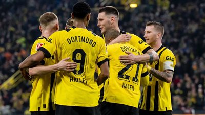 بوروسيا يقتنص صدارة البوندسليجا مؤقتًا بسداسية في شباك كولن