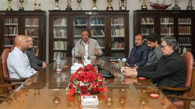 بعد عودته من رحلة علاج قصيرة.. الخطيب يجتمع بـ كولر في الأهلي