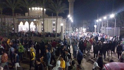 في 5 نعوش.. تشيع جثامين أسرة كاملة ضحايا حادث انقلاب سيارة ملاكي بالدقهلية | صور