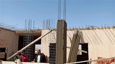 حملة لإزالة مخالفات البناء بقطعتي أرض بمدينة بدر