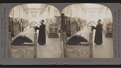 المتحف المصري بالتحرير يتنشر صورة فريدة لـ رواق التوابيت في عام 1906